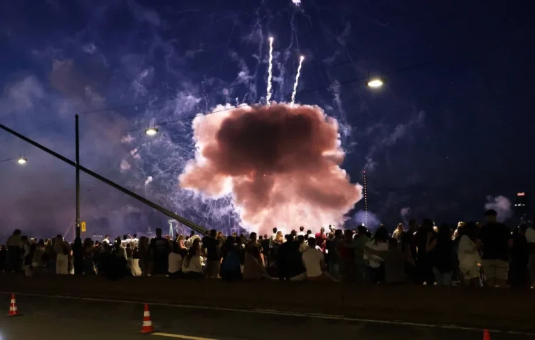 Allemagne : Accident de feu d&rsquo;artifice fait 19 blessés à Düsseldorf