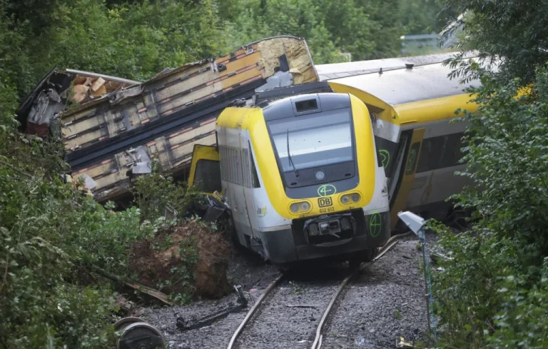 Allemagne : Dérègement de train fait trois morts et 41 blessés