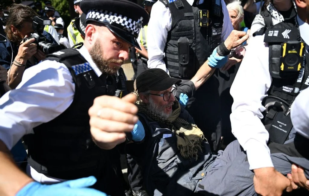 Arrestations au Royaume-Uni : soutien à Palestine Action