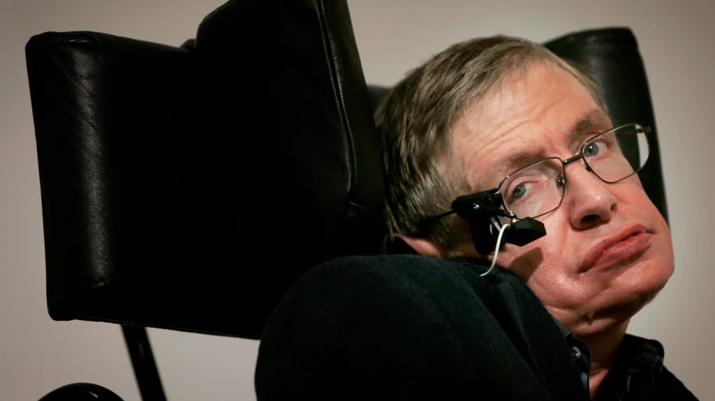 Comment Stephen Hawking parlait grâce à l'intelligence artificielle