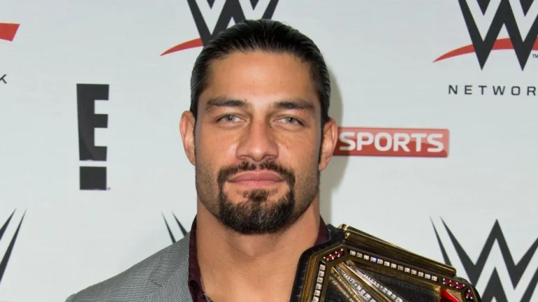 Découvrez la carrière footballistique de Roman Reigns
