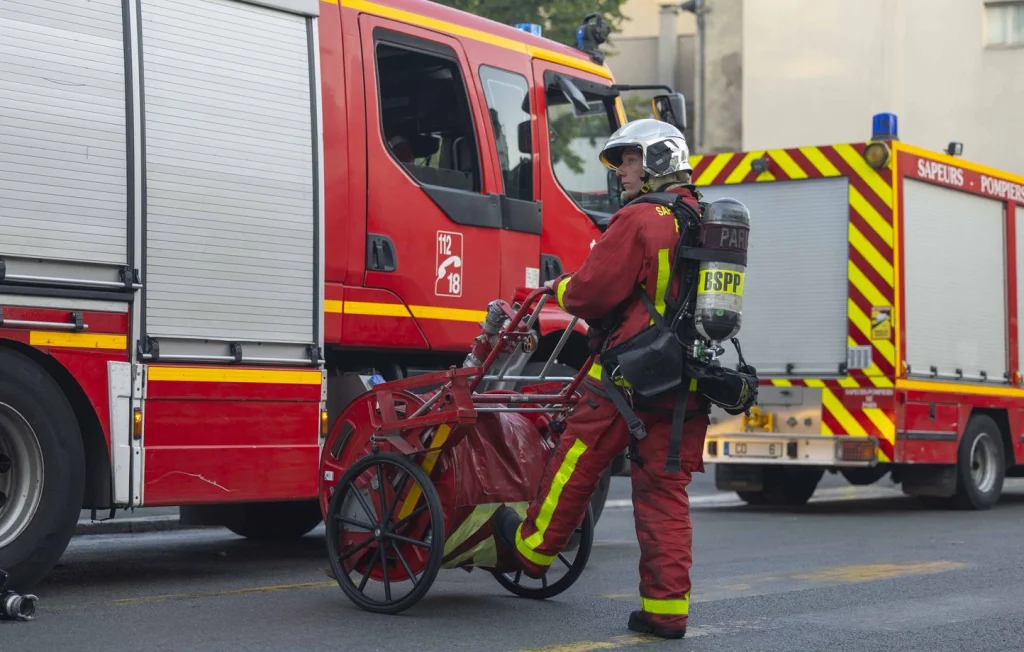 Effondrement d'un Balcon à Saint-Nazaire : Plus de Peur que de Mal