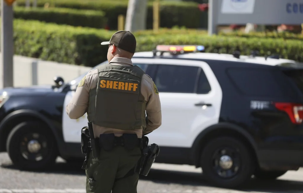 Explosion tragique à Los Angeles : trois morts dans un centre d'entraînement