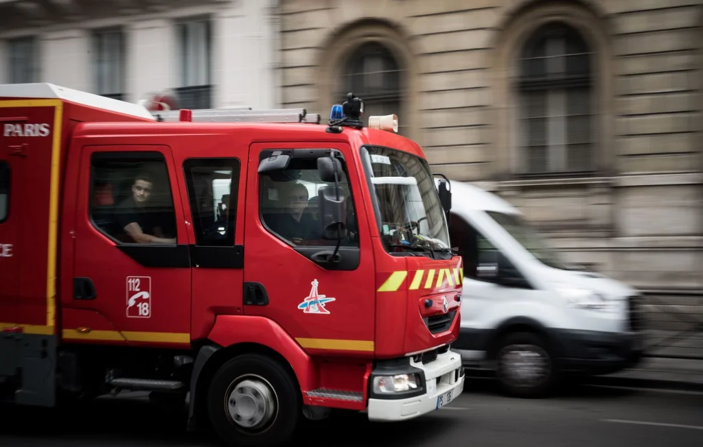 Incendie au temple bouddhiste de France : 500 m² détruits