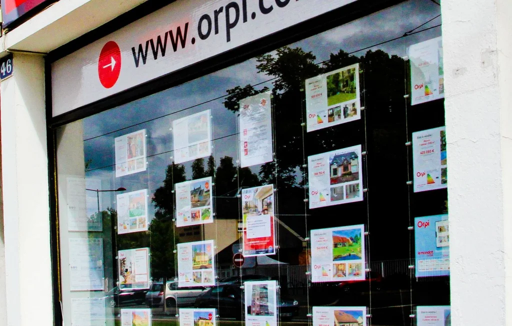 Incendie d'une agence Orpi à Golfe Juan : enquête ouverte