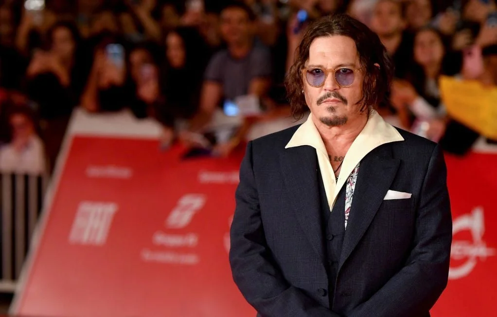 Johnny Depp évoque son enfance maltraitée et la paternité