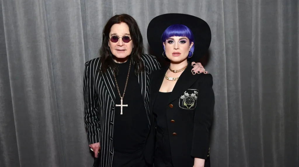 Kelly Osbourne dément les rumeurs sur la mort d’Ozzy Osbourne