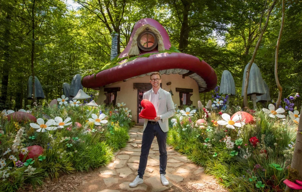 La maison des Schtroumpfs sur Airbnb : une expérience gratuite unique