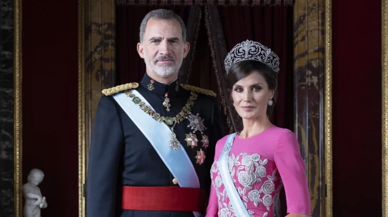 Le Pouvoir du Roi d&rsquo;Espagne : Quel Rôle Aujourd&rsquo;hui ?