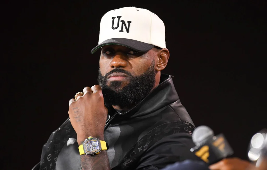 LeBron James en guerre contre les vidéos IA sur les réseaux sociaux