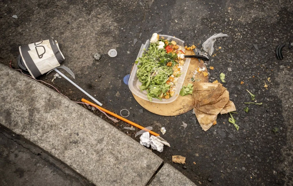 Les Français et les déchets : Jeter moins, mais pas encore assez !