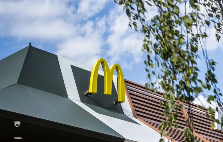 Meurtre d&rsquo;un jeune de 19 ans sur le parking d&rsquo;un McDonald&rsquo;s