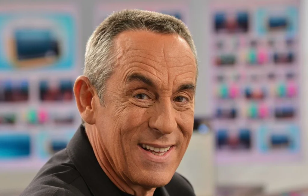 Obsèques de Thierry Ardisson : Derniers Hommages à l'Homme en Noir