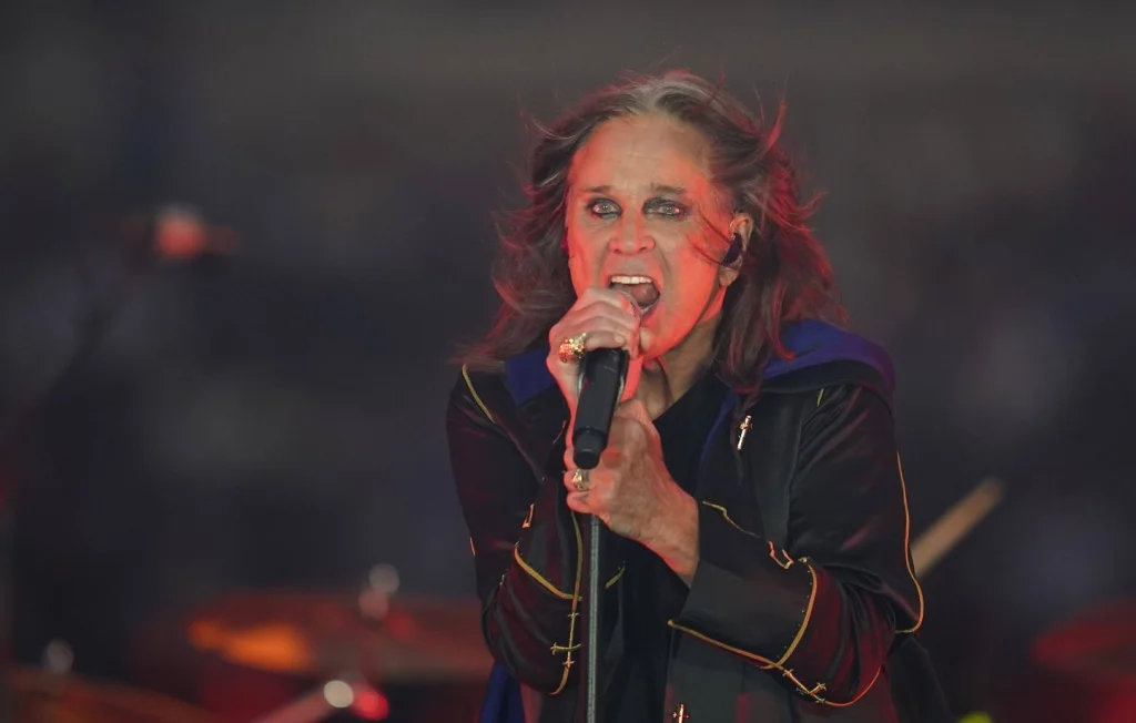 Ozzy Osbourne, icône du heavy metal, s'éteint à 76 ans