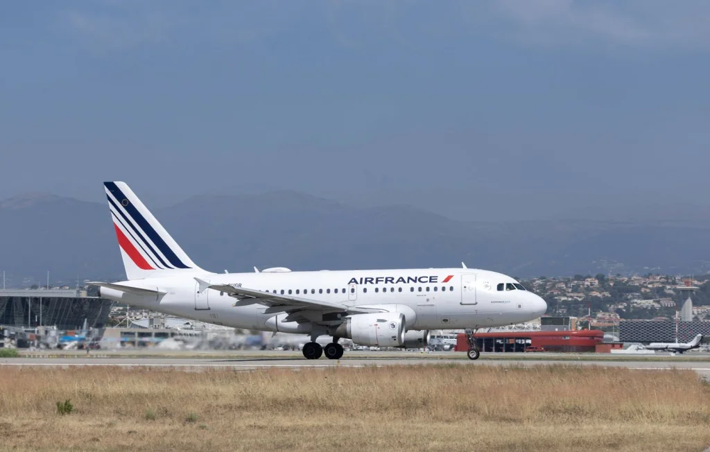 Pause sur taxation aérienne : Philippe Tabarot s'exprime