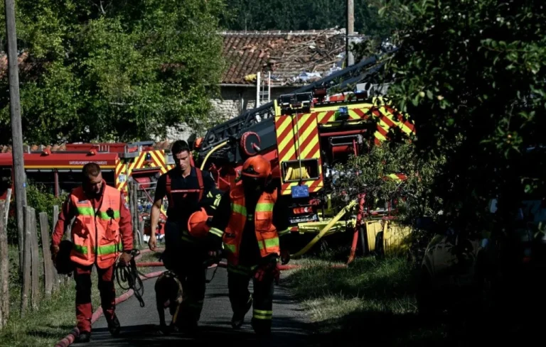 Pétition contre la loi Duplomb et drame en Charente