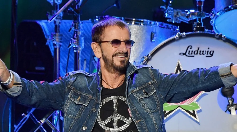 Pourquoi Ringo Starr a quitté les Beatles : une révélation surprenante