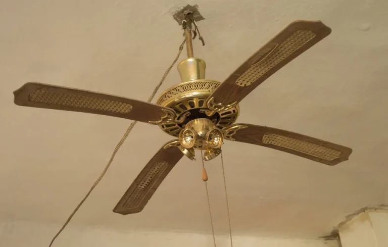 Pourquoi les ventilateurs de plafond peinent à séduire en France