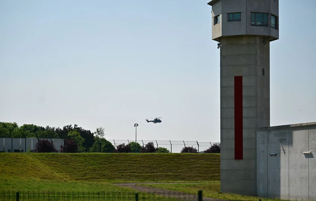 Transfert de 17 narcotrafiquants vers la prison de Vendin-le-Vieil