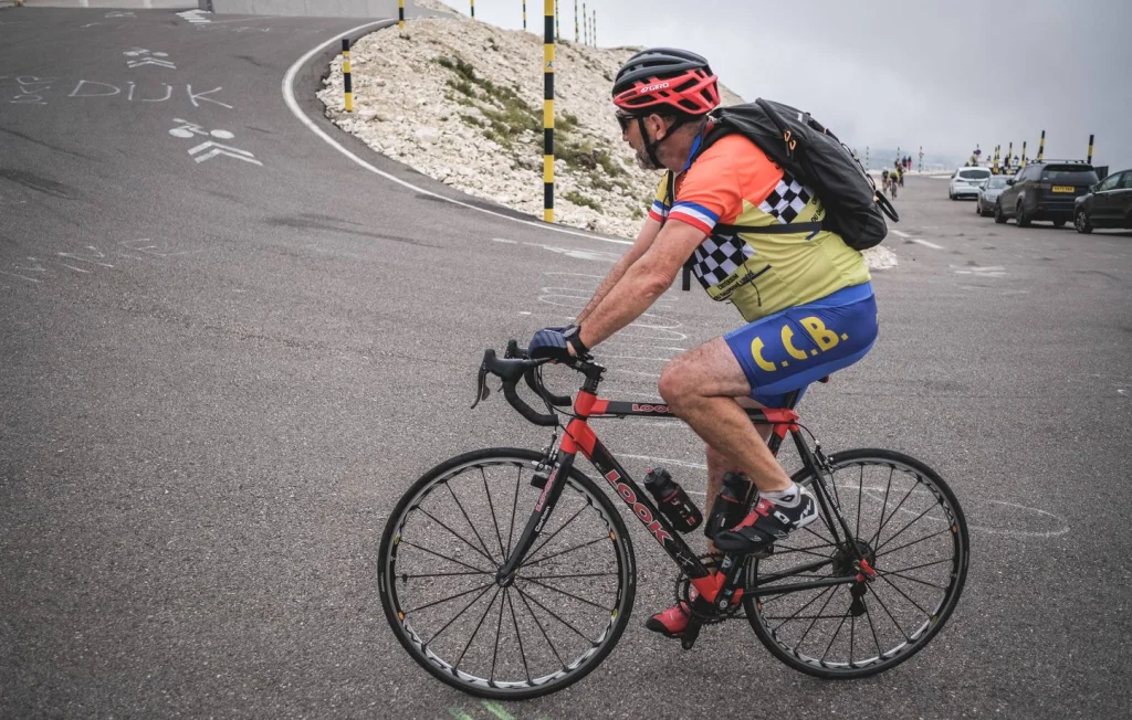 Transfert de narcotrafiquants et ascension du Mont Ventoux