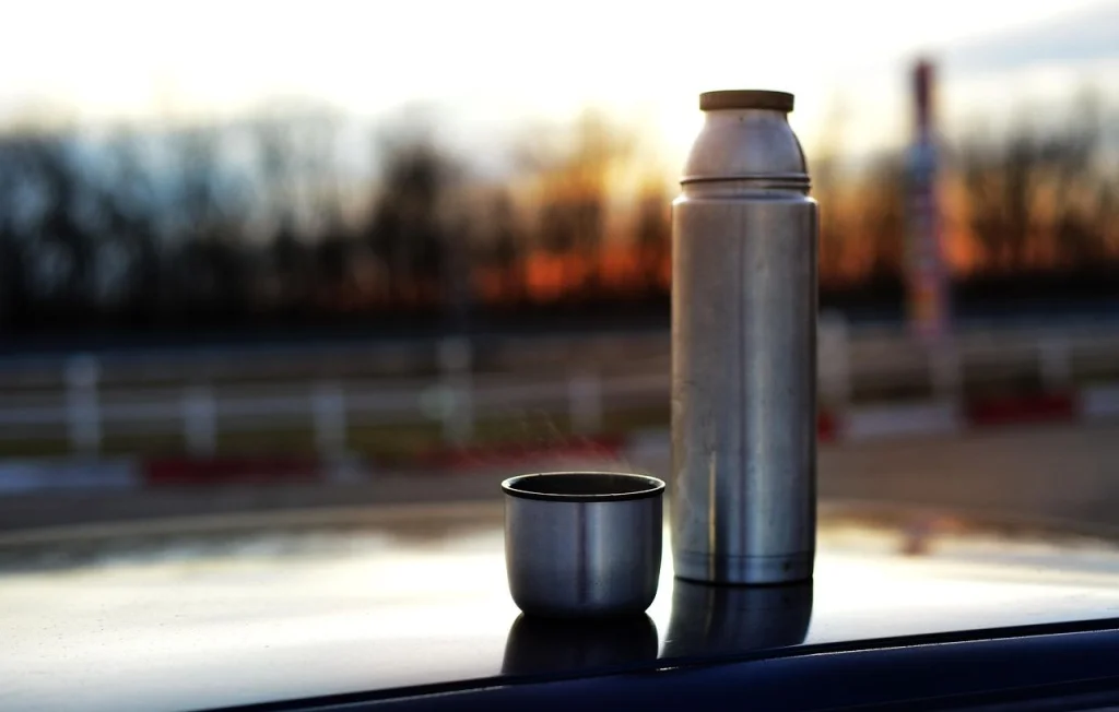 Un Taïwanais meurt d'une intoxication au plomb après dix ans d'utilisation d'un thermos