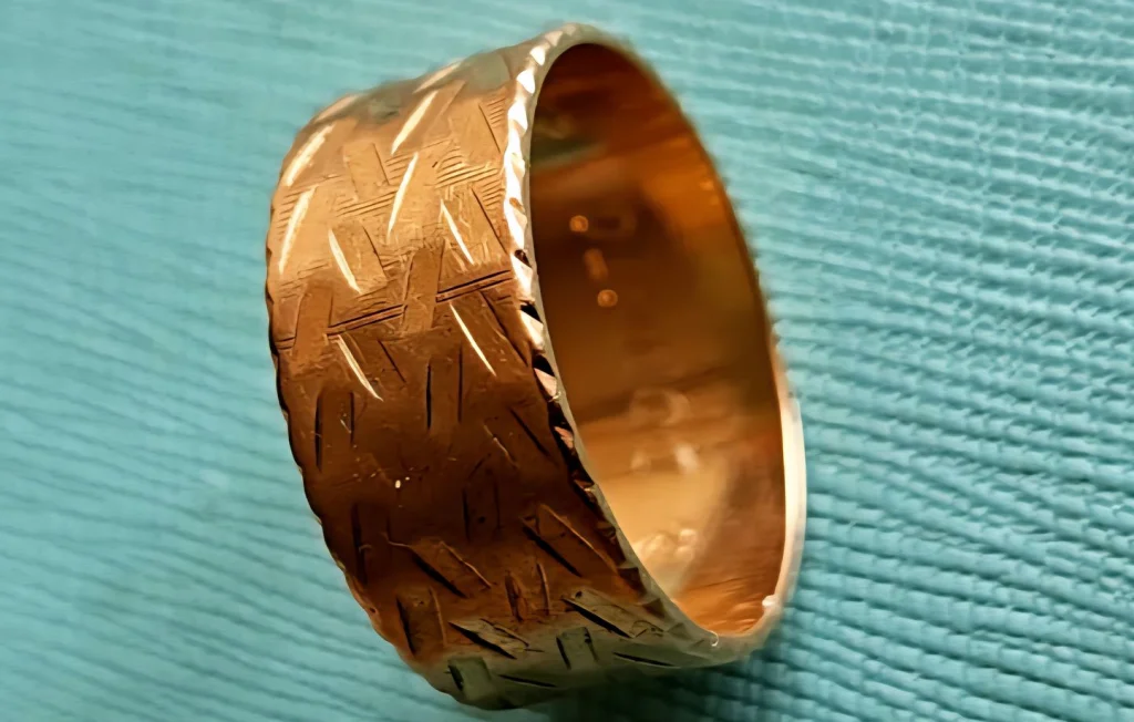 Un agriculteur retrouve une alliance sur la plage de Quend