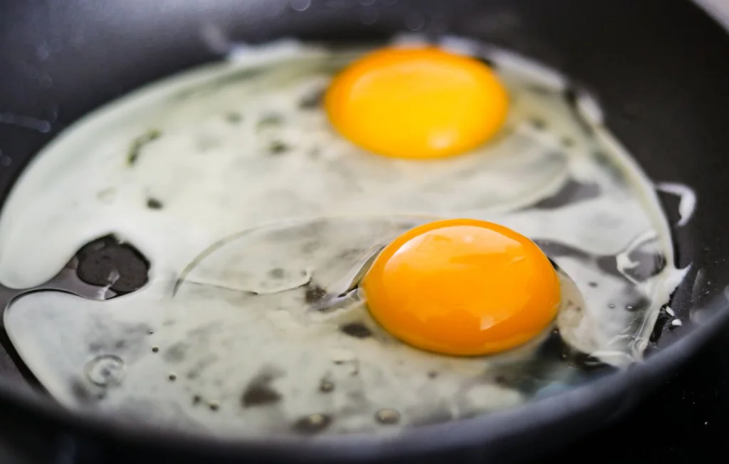 Un œuf cuit par le soleil dans un collège du Gard en vidéo