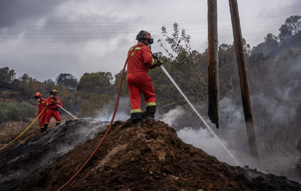 Un pompier meurt en luttant contre un incendie en Catalogne