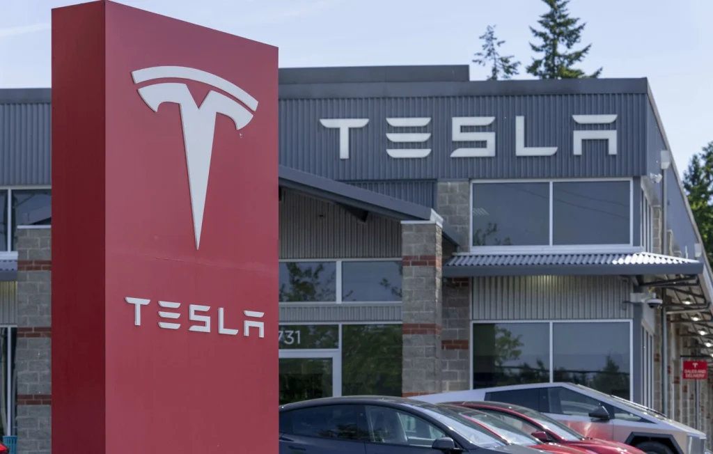 Une Tesla se livre seule à son propriétaire aux États-Unis