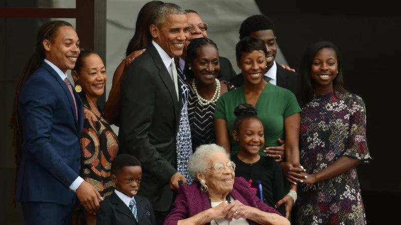 Barack Obama avec la famille Bonner, également descendants d'esclaves