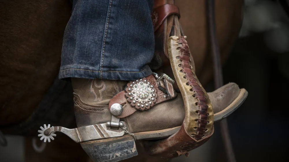 Portrait de Ben Hall en cowboy