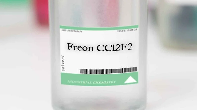 Étiquette d'une bouteille de Freon