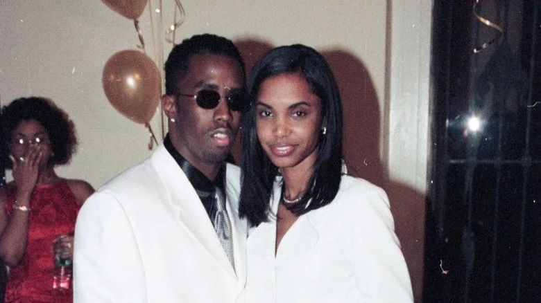 Sean Combs et Kim Porter à une soirée en 1994