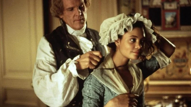 Nick Nolte et Thandiwe Newton dans une scène de Jefferson in Paris