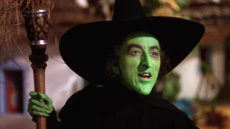 Margaret Hamilton en sorcière maléfique dans Le Magicien d'Oz