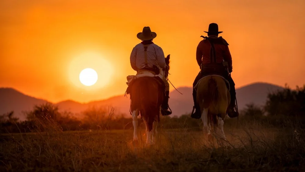 Portrait de deux cowboys dans l’outback australien