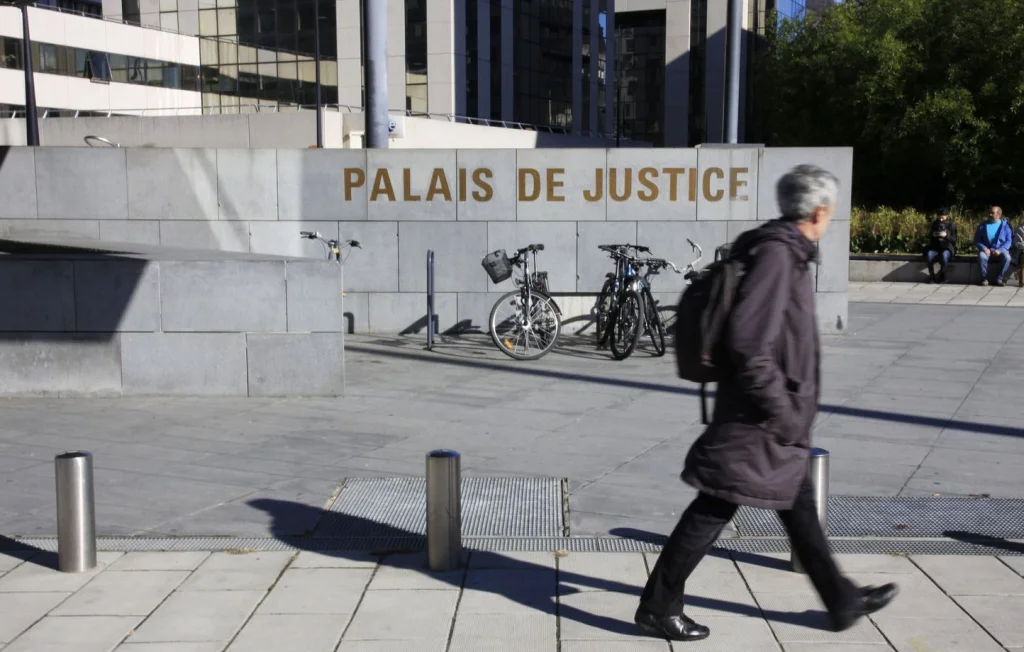 Accident à Grenoble : un homme jugé après avoir fauché une famille
