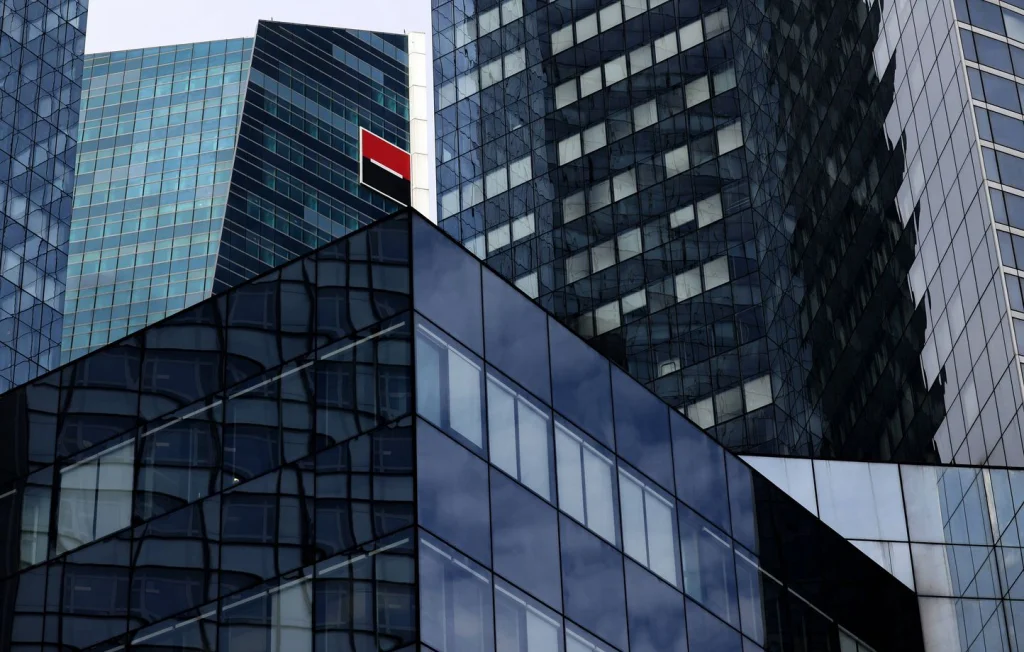 Canicule : Les bureaux vitrés mal adaptés au climat