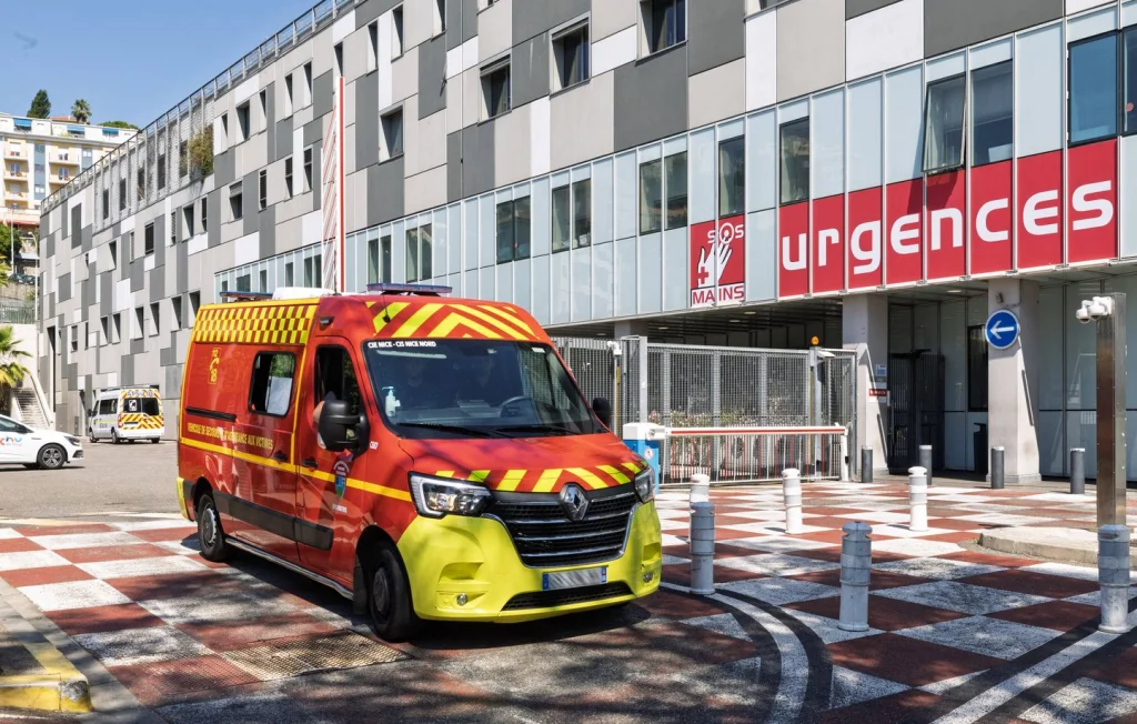 Coma d'un patient à l'hôpital de Poissy : négligence en cause ?