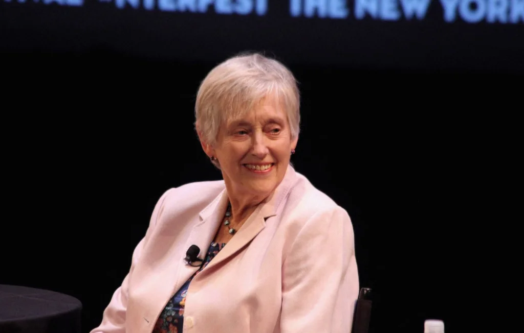 Décès de Stella Rimington, première femme à la tête du MI5