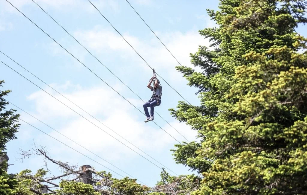Discrimination au parc Tyrovol : Le gérant s'explique