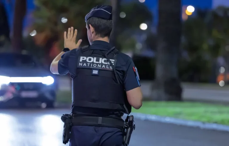 Evasion spectaculaire d&rsquo;un détenu à Nice lors d&rsquo;un transfert