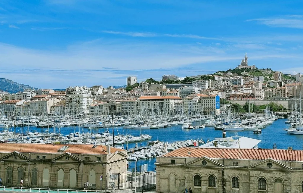 Marseille : Explosion de mortier dans l'appartement d'une retraitée