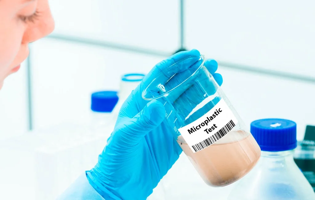 Pollution : 68.000 microparticules de plastique respirées chaque jour