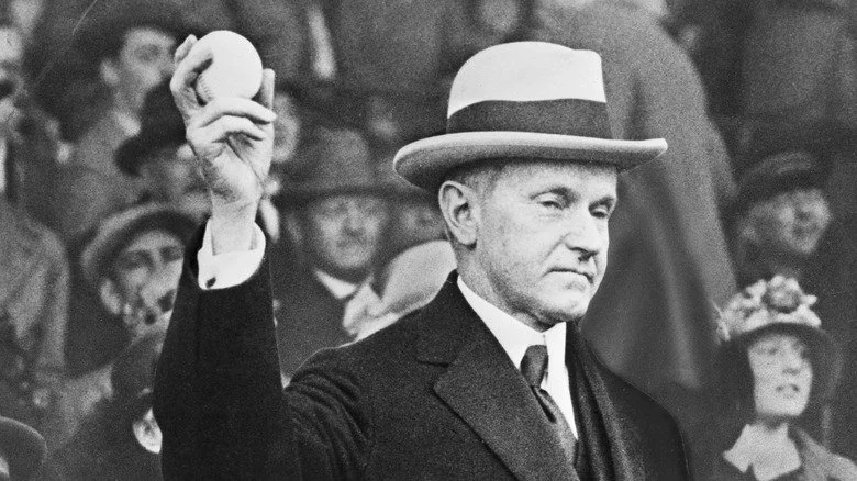 Calvin Coolidge ouvrant la saison de baseball de 1924