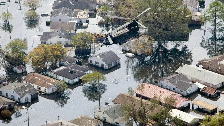 Vue aérienne du quartier de Gentilly à la Nouvelle-Orléans après l'ouragan Katrina