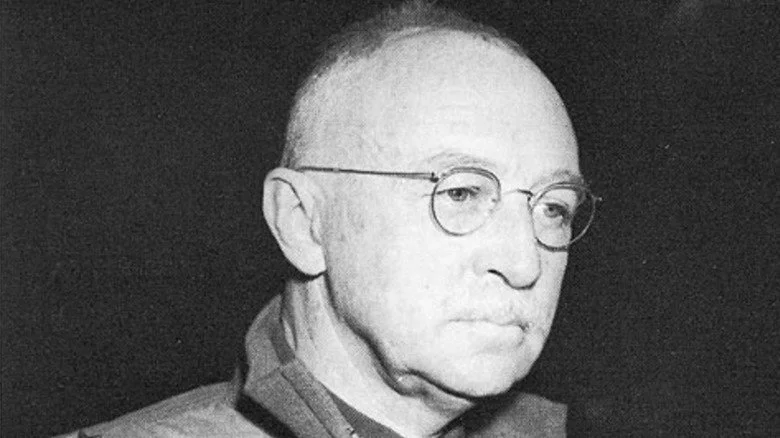 Portrait du général américain John P. Lucas