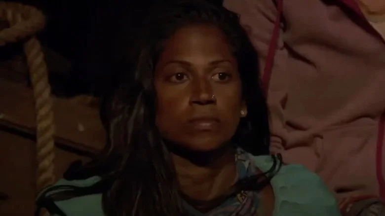 Un candidat de Survivor tendu lors du conseil tribale