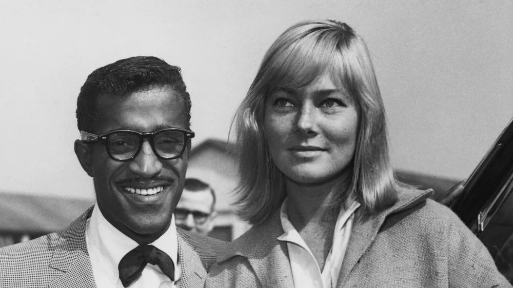 Sammy Davis Jr. et May Britt