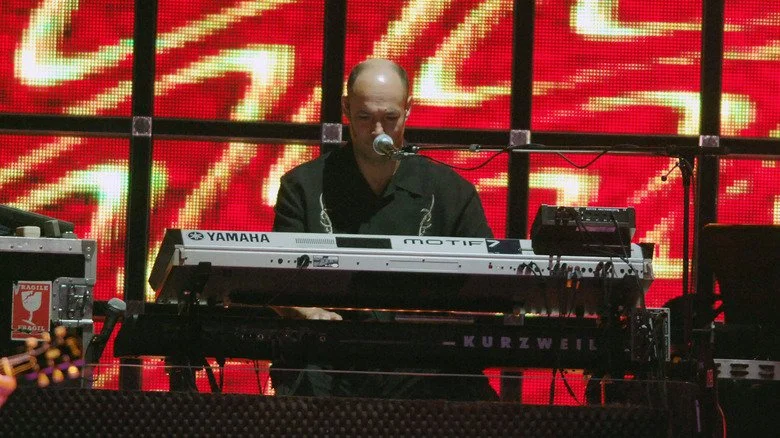 Paul 'Wix' Wickens en concert avec Paul McCartney